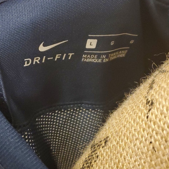 Nike Men's Dry with DriFit Soccer short sleeve - Picture 6 of 6